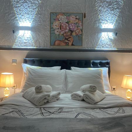 Anna Maria Greek Filoxenia Apartment Πειραιάς Εξωτερικό φωτογραφία